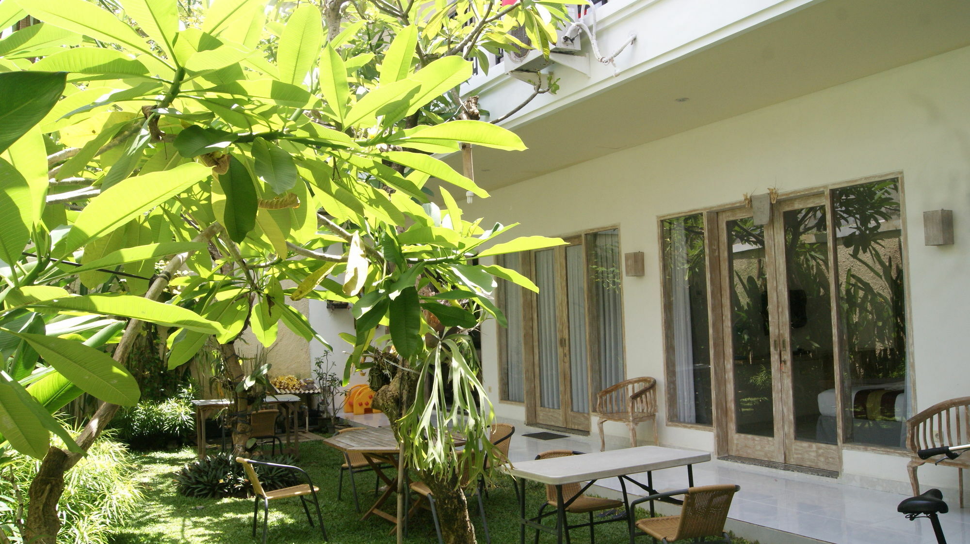 Sugiras Living Denpasar Exterior foto