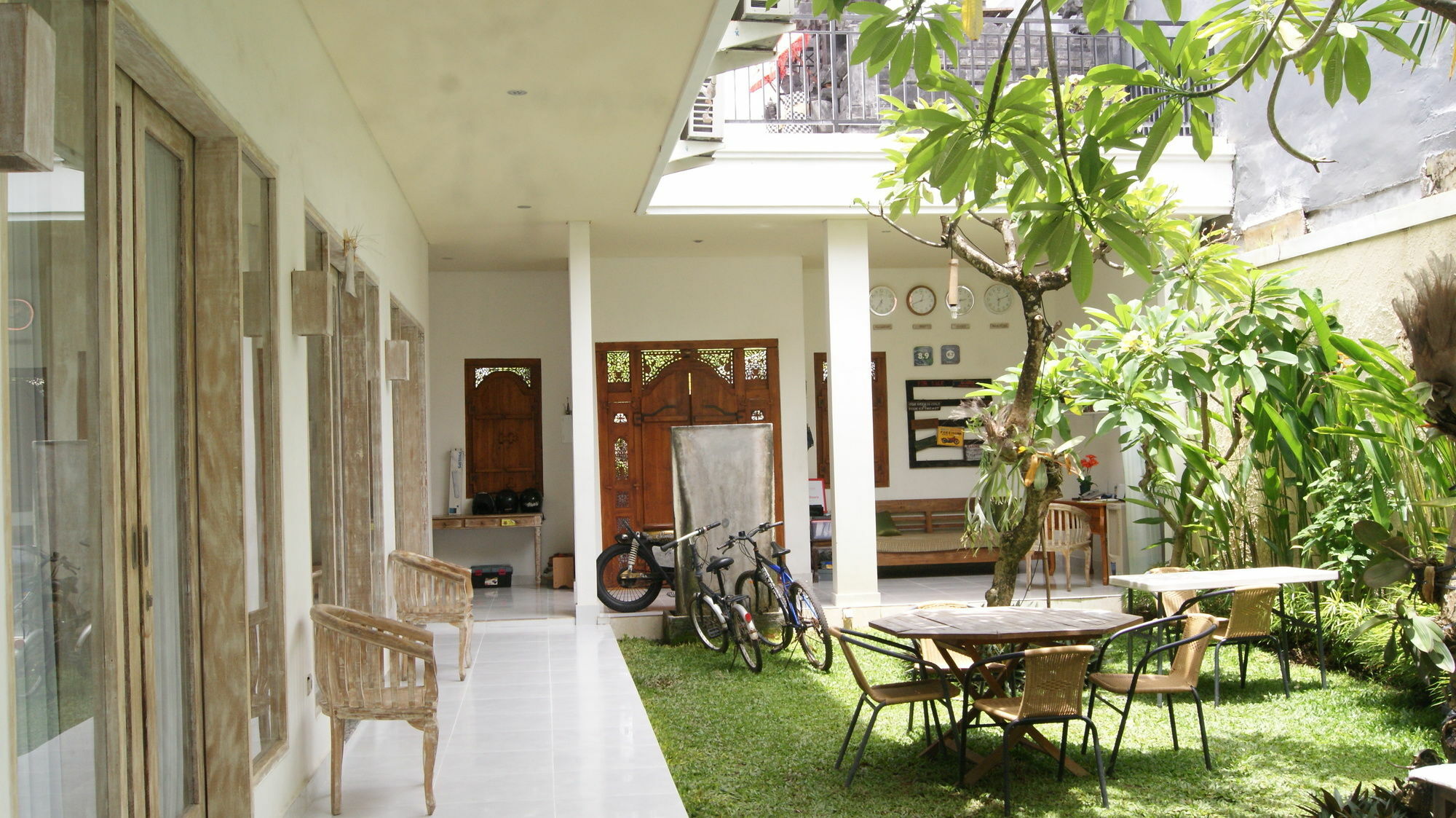 Sugiras Living Denpasar Exterior foto